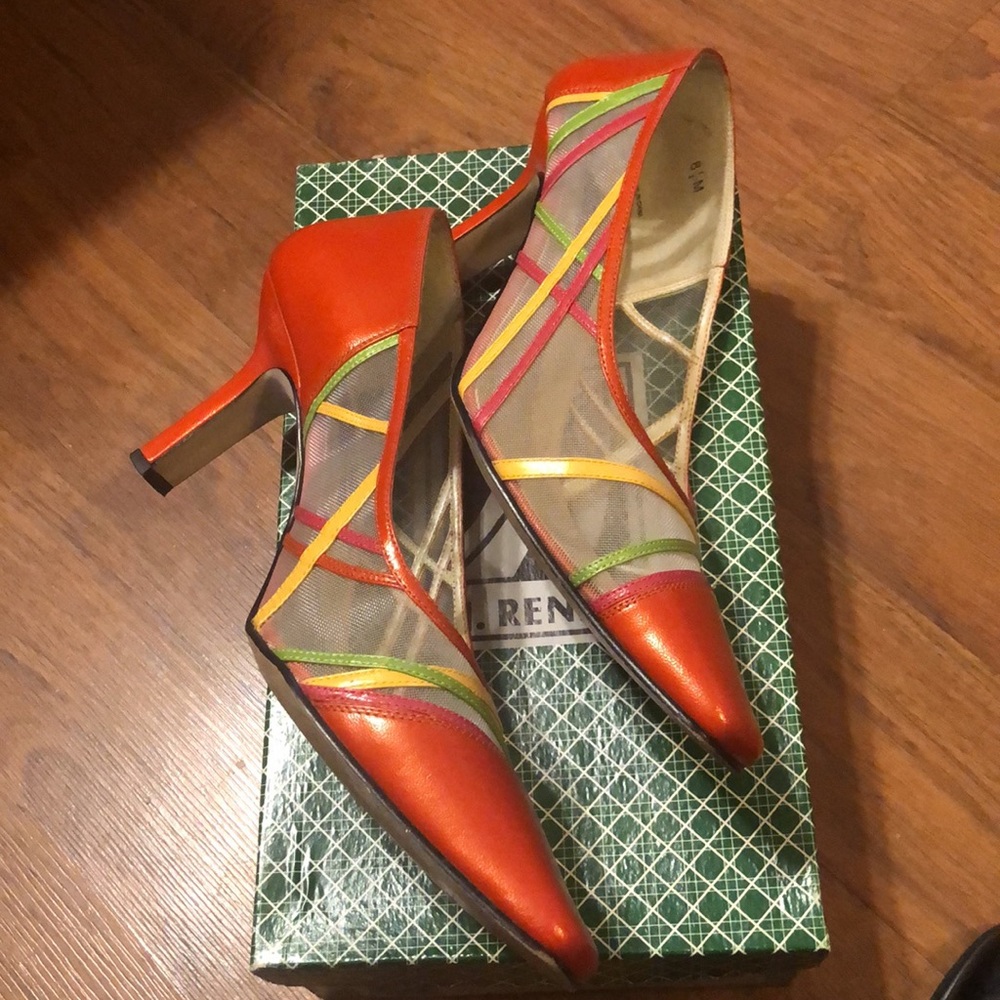 J Renee 8 1/2 3 inch heels. - Picture 4 of 7